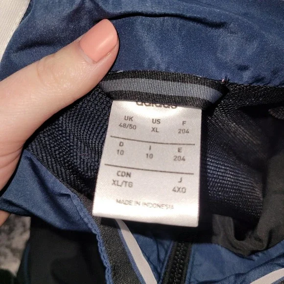 Adidas jacket - Picture 4 of 5